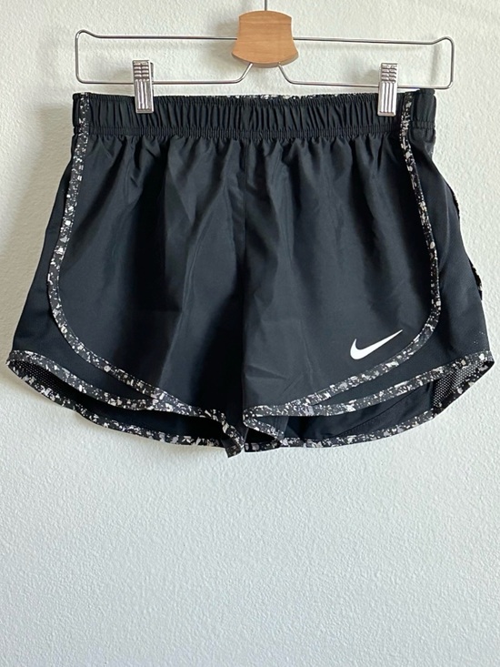 Nike Pants - Nike Black White Women’s Dri-FIT Elastic Waist Athletic Shorts Size S